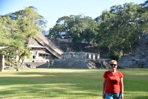 DSC 0196 (1) (1) (1)